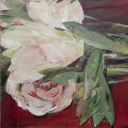 Czerwony stół i kwiaty